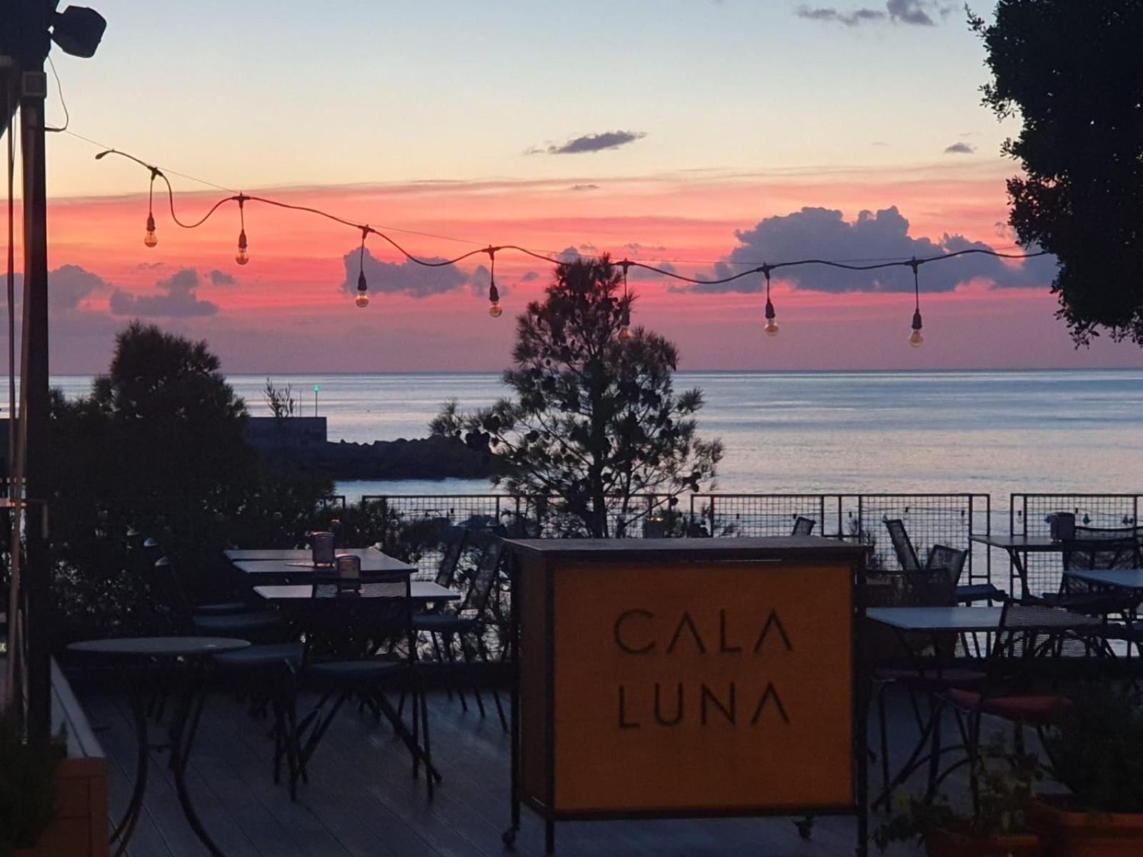 Hotel Cala Luna Кала-Гононе Экстерьер фото