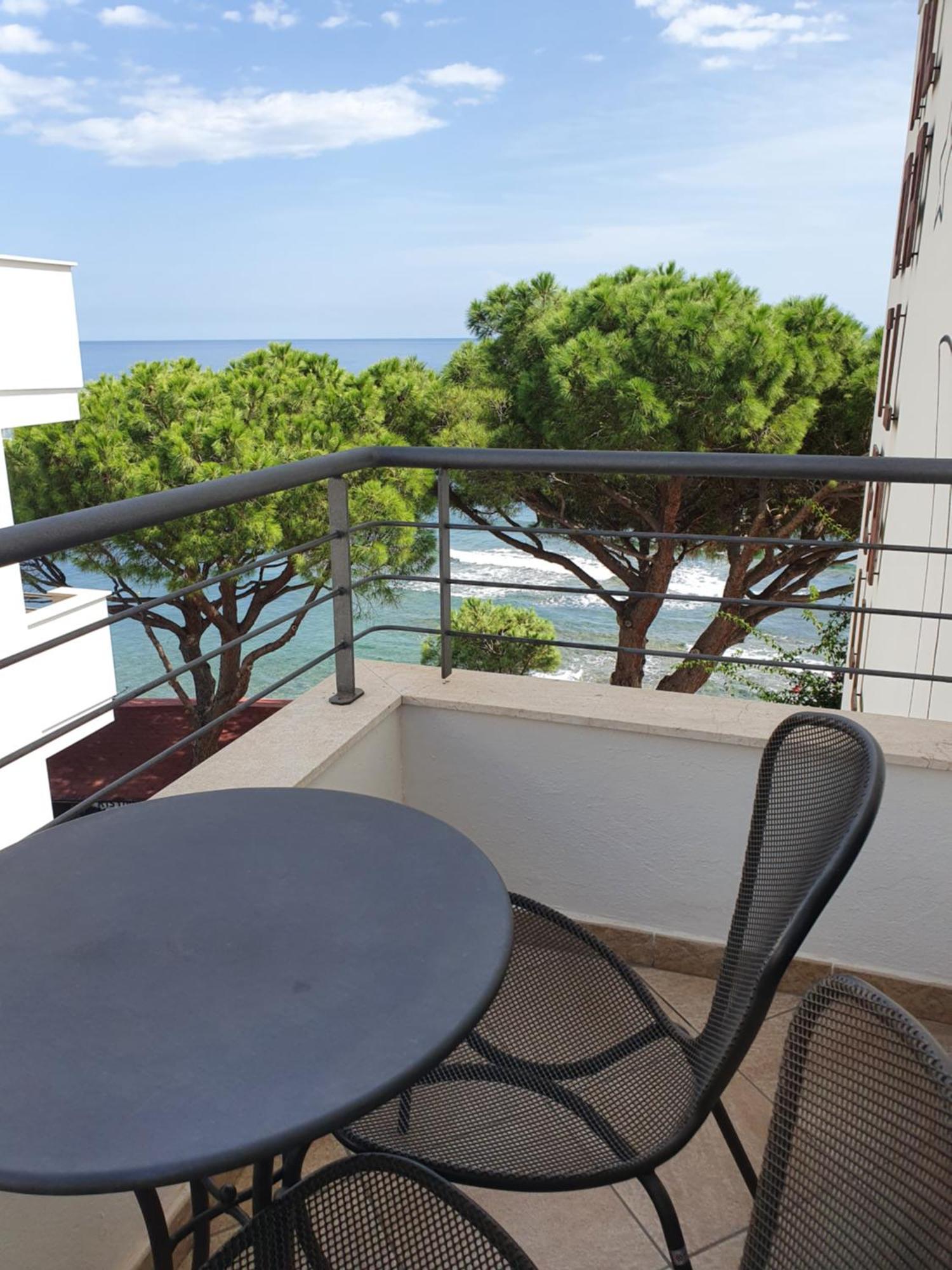 Hotel Cala Luna Кала-Гононе Экстерьер фото